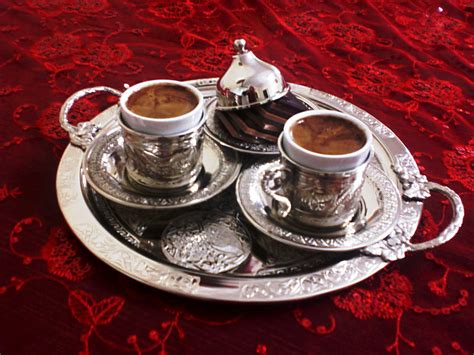 rüyada misafire türk kahvesi yapmak